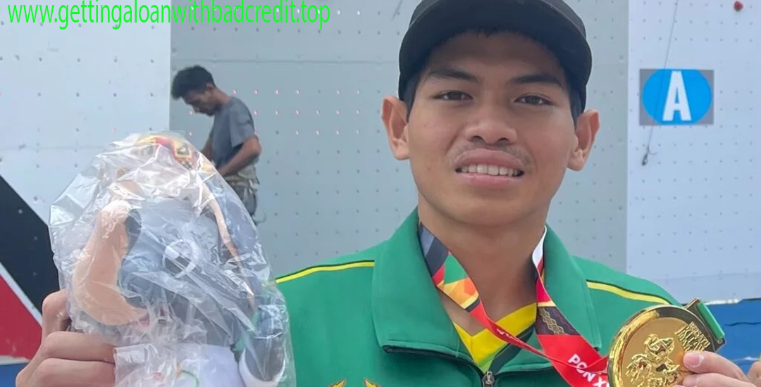 Atlet Panjat Tebing