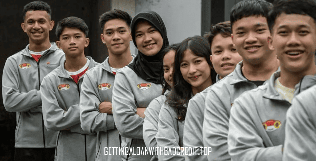 Lifter Indonesia Raih Empat Medali di Kejuaraan Dunia Remaja dan Junior (1)